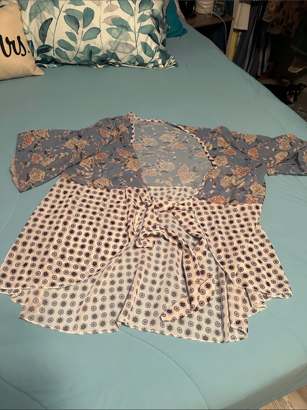 Floral & Geometric Mixed-Print Women's Kimono Top - Blue and Cream